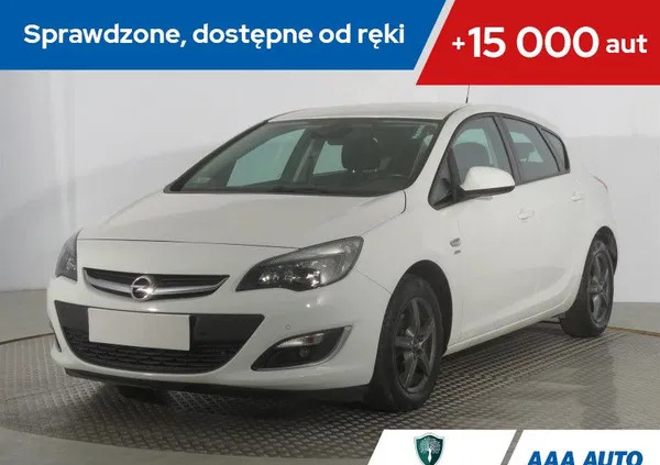 małopolskie Opel Astra cena 35000 przebieg: 109766, rok produkcji 2013 z Kamień Krajeński